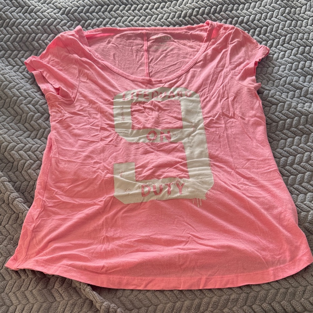 Old Navy Pink T-Shirt